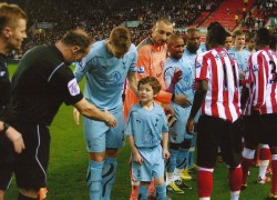 michael dawson introduces spurs' new signing, ollie graham